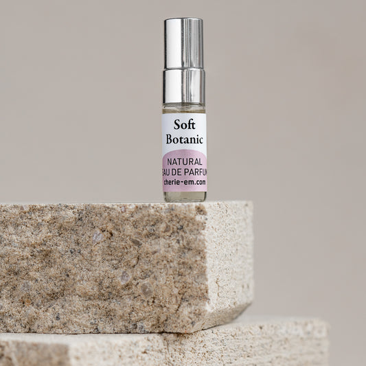 Soft Botanic | Natural Eau de Parfum Sample 3.5ml